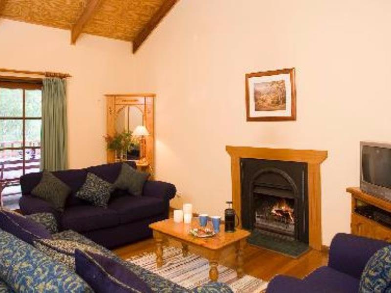 Nirvana Spiritual Retreat Gloucester Ngoại thất bức ảnh
